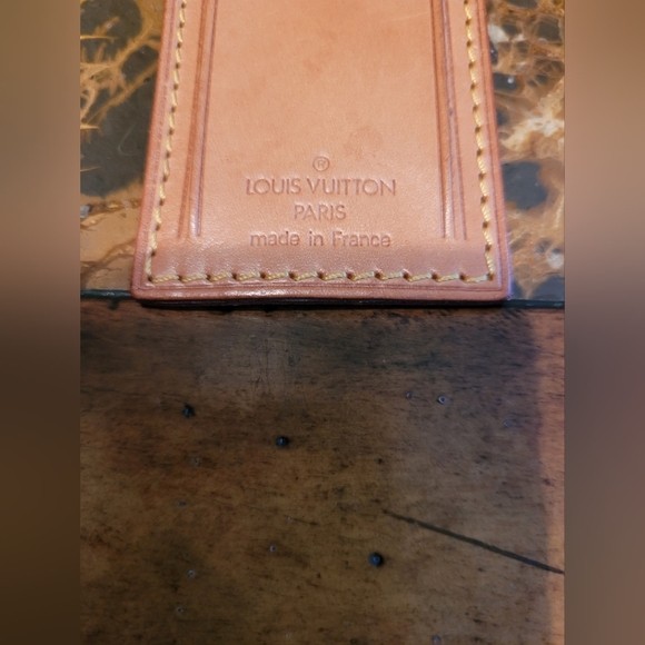 LOUIS VUITTON Leather Bag TAG AND POIGNANT- Brown - Picture 3 of 5